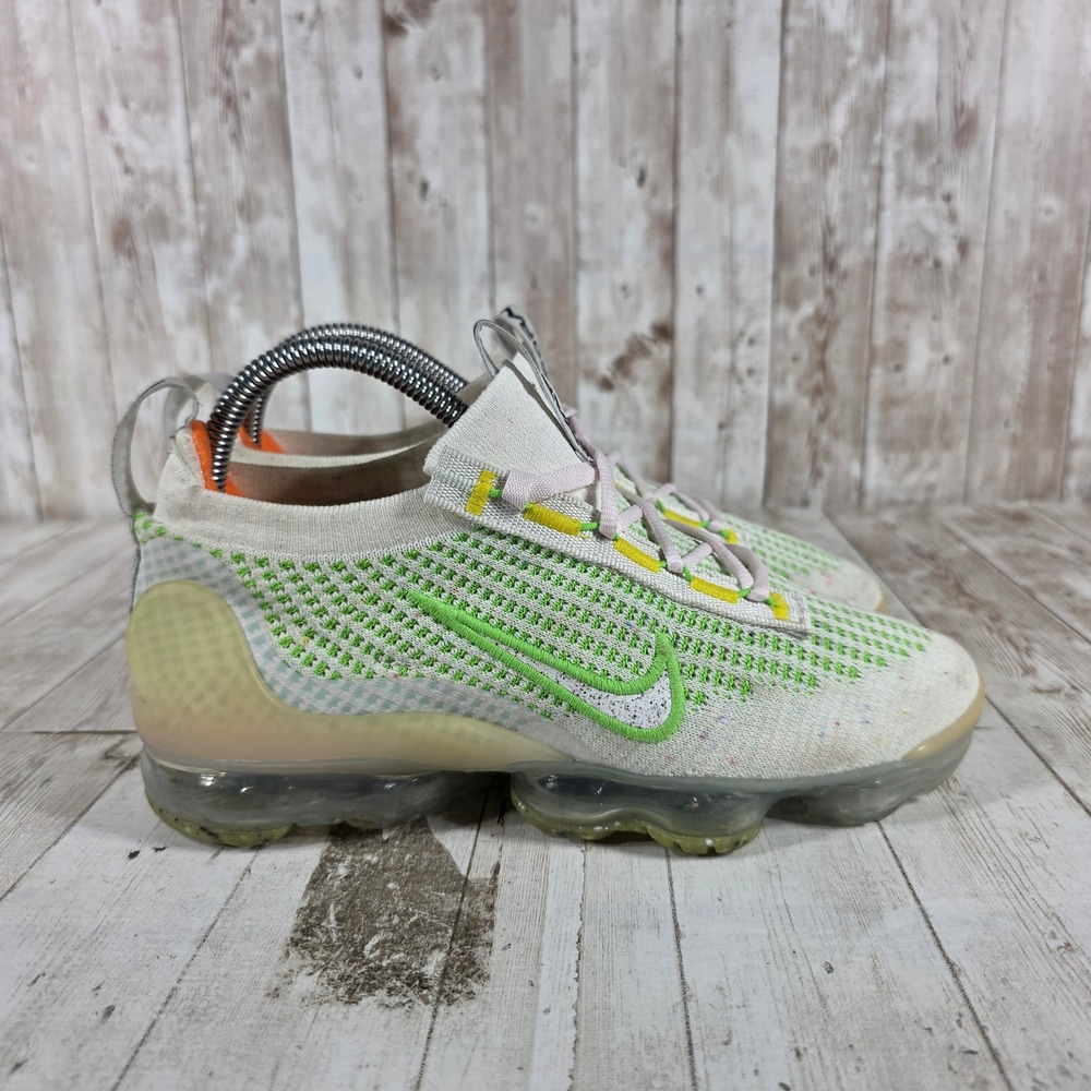 Nike Air VaporMax 2021 Flyknit Womens 6.5 Lime Blast White FD0871-100 Running